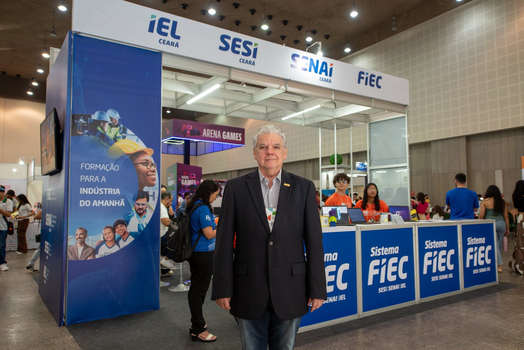 FIEC participa da Feira do Conhecimento 2025 reforçando o compromisso com o desenvolvimento tecnológico do Ceará