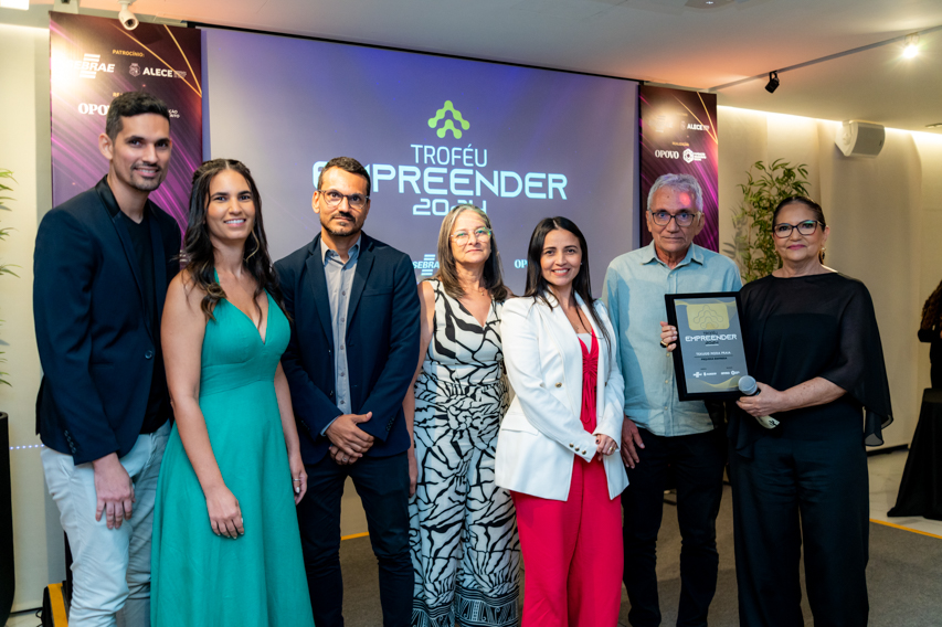 Dana Nunes entrega Troféu Empreender a empresa indicada pelo IEL Ceará