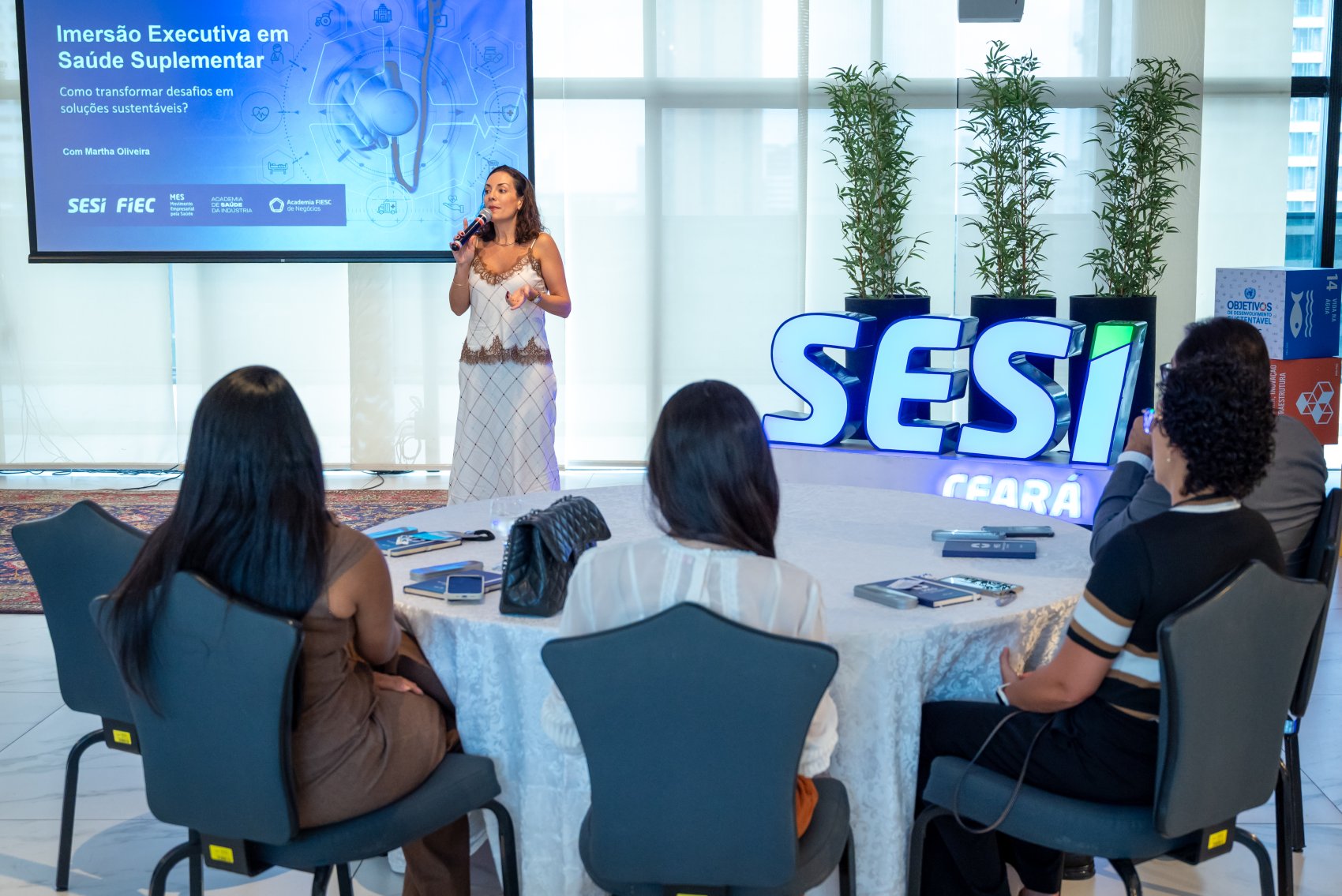 FIEC recebe iniciativa do SESI nacional para capacitar indústria cearense na gestão da saúde suplementar