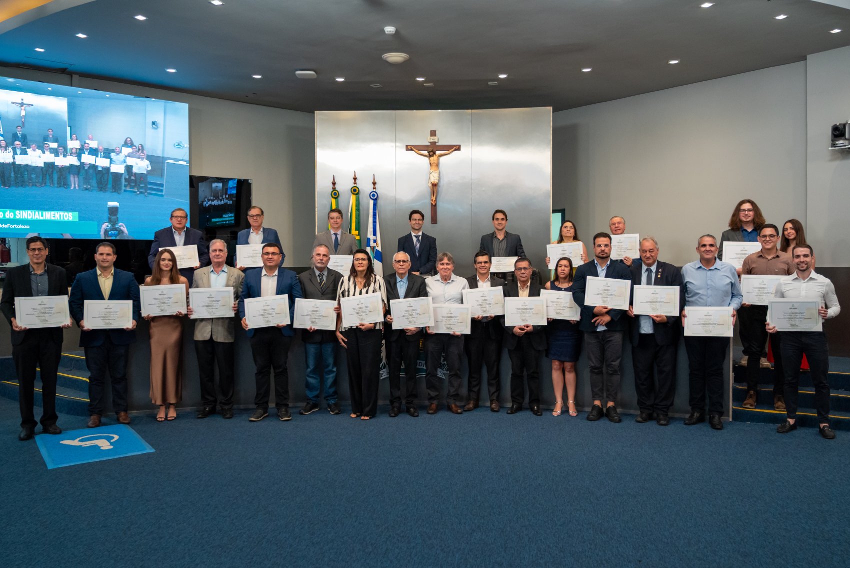 Sindialimentos celebra 50 anos de história com homenagem na Câmara Municipal de Fortaleza