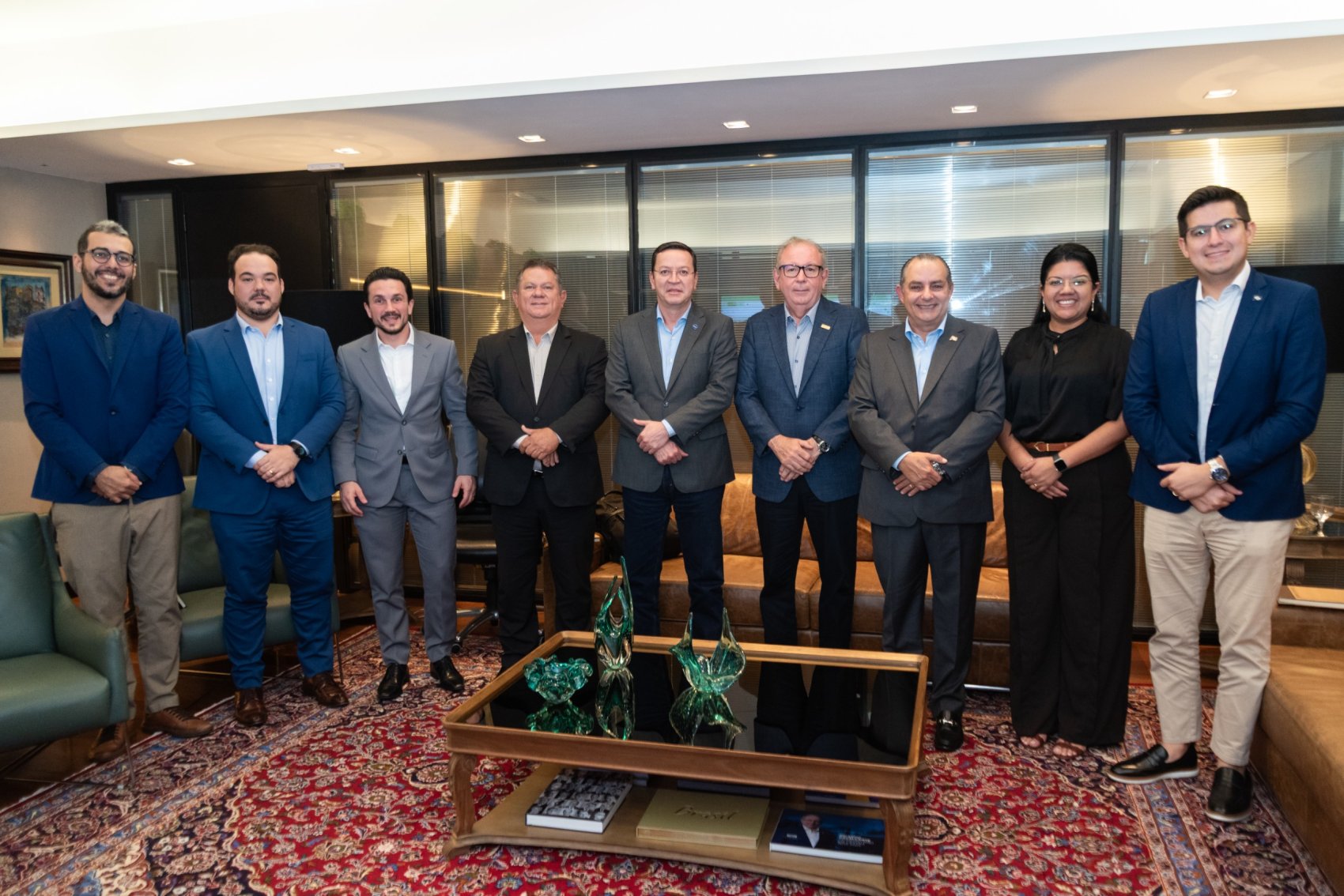 Sistema FIEC recebe comitiva da FIEMT, Governo do Mato Grosso e ZPE Cáceres na Casa da Indústria para benchmarking em inovação, inteligência de dados e desenvolvimento industrial