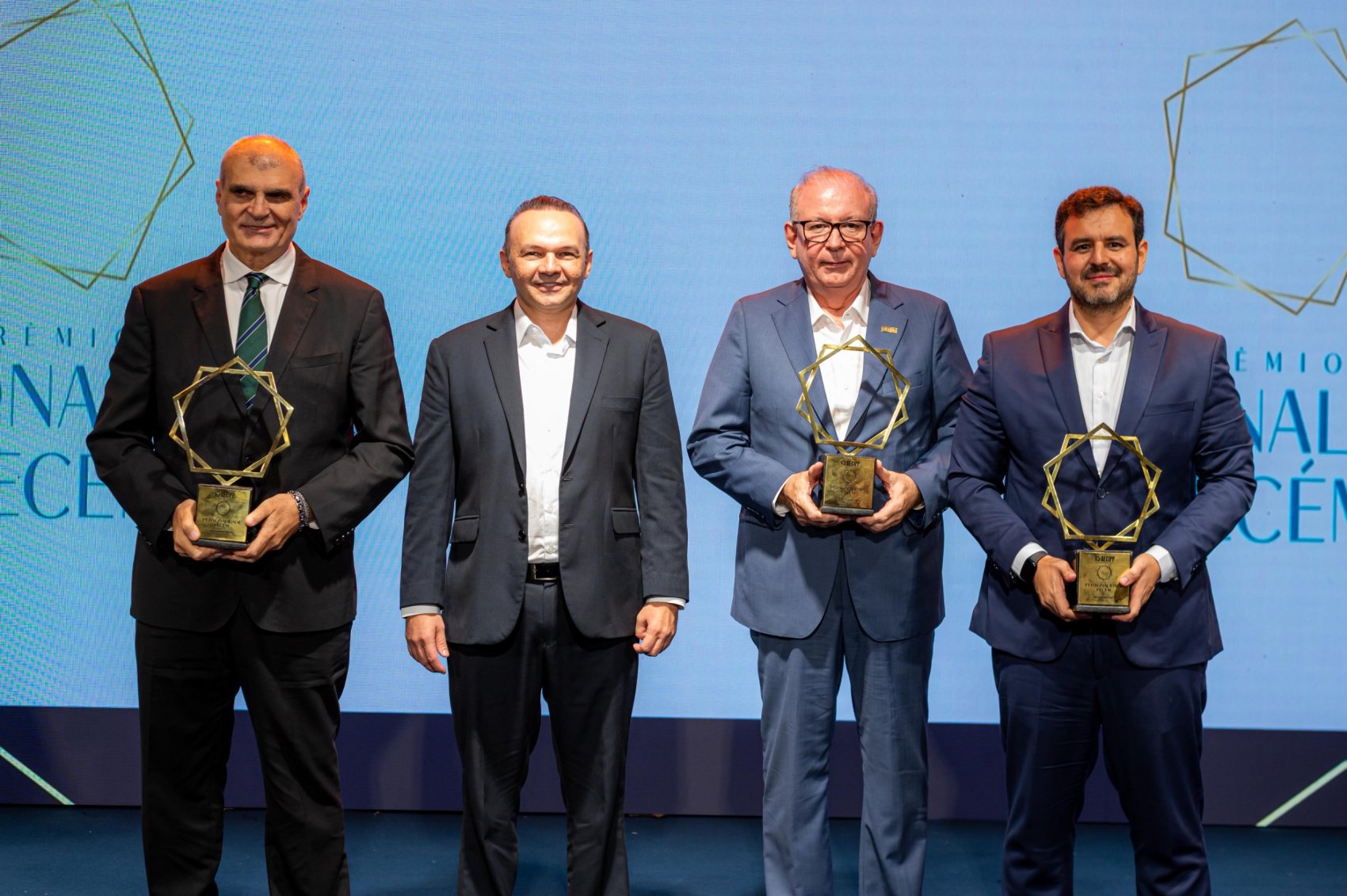 Presidente da FIEC e referências do setor produtivo são celebrados em prêmio da AECIPP