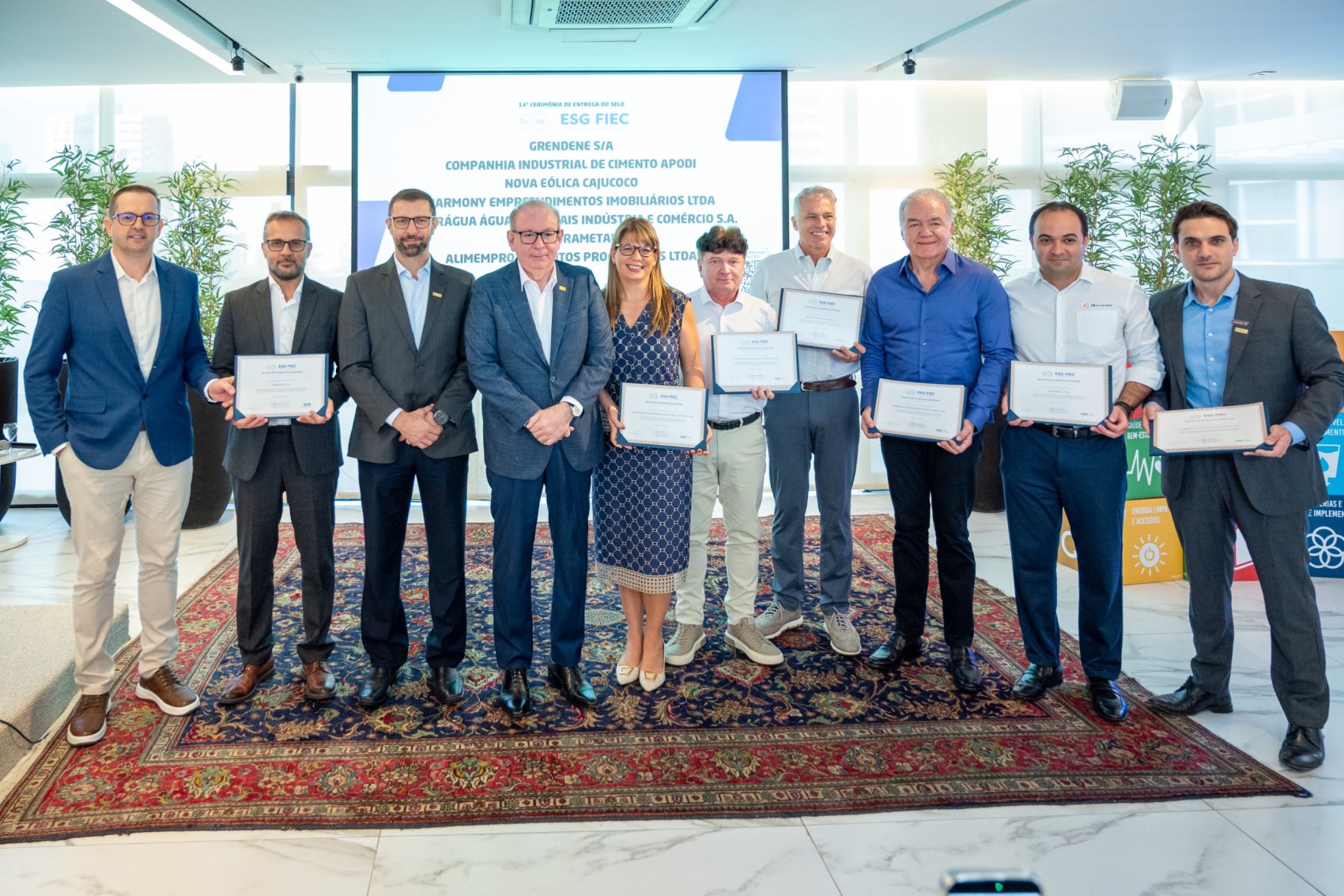 FIEC entrega Selo ESG às empresas Grendene, Cimento Apodi, Nova Eólica Cajucoco e Harmony Empreendimentos, e recertifica Durametal, Naturágua e Alimempro