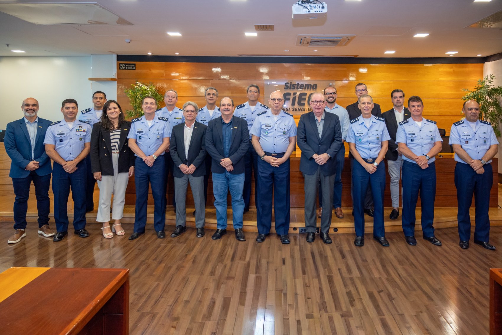 Presidente da FIEC recebe comitiva da FAB na Casa da Indústria e destaca avanço do ITA, do ISI e do Ceará Tech Park em Fortaleza