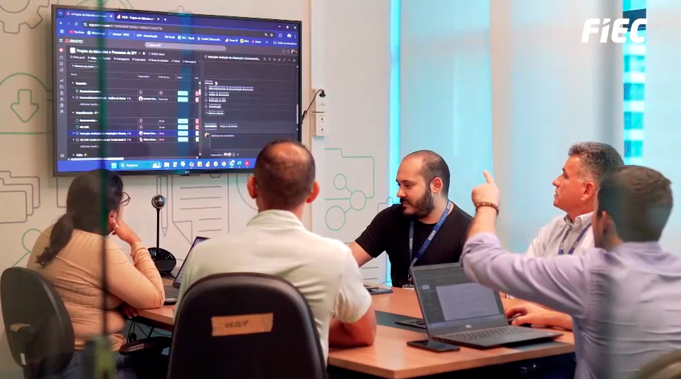 FIEC inicia Plano de Cultura de IA para capacitar colaboradores e criar agentes inteligentes